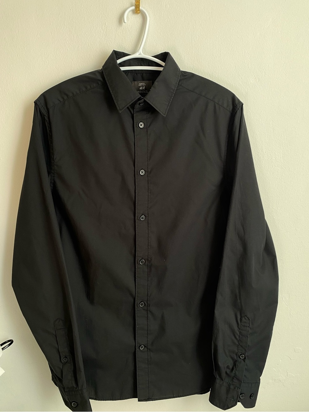 Men's Long-Sleeve Dress Shirt